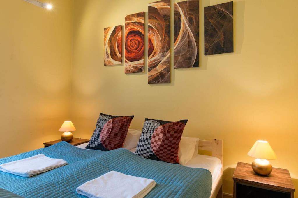 Big Cosy Retro Apt, Free Parking, 15Min Oldtown & Kazimierz - By Homelike Krakow Cracóvia Exterior foto