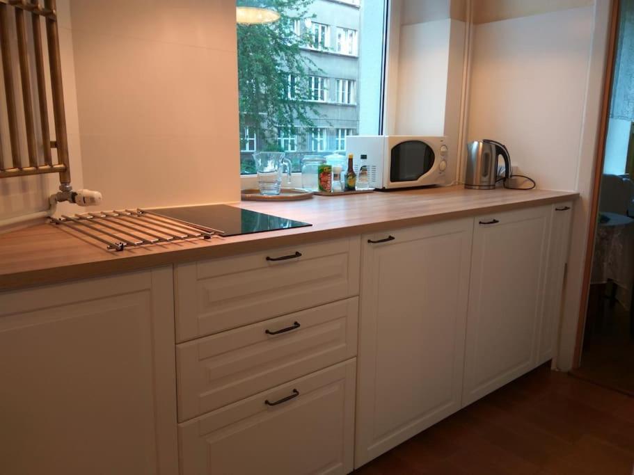 Big Cosy Retro Apt, Free Parking, 15Min Oldtown & Kazimierz - By Homelike Krakow Cracóvia Exterior foto